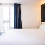 Hotel Montparnasse Saint Germain