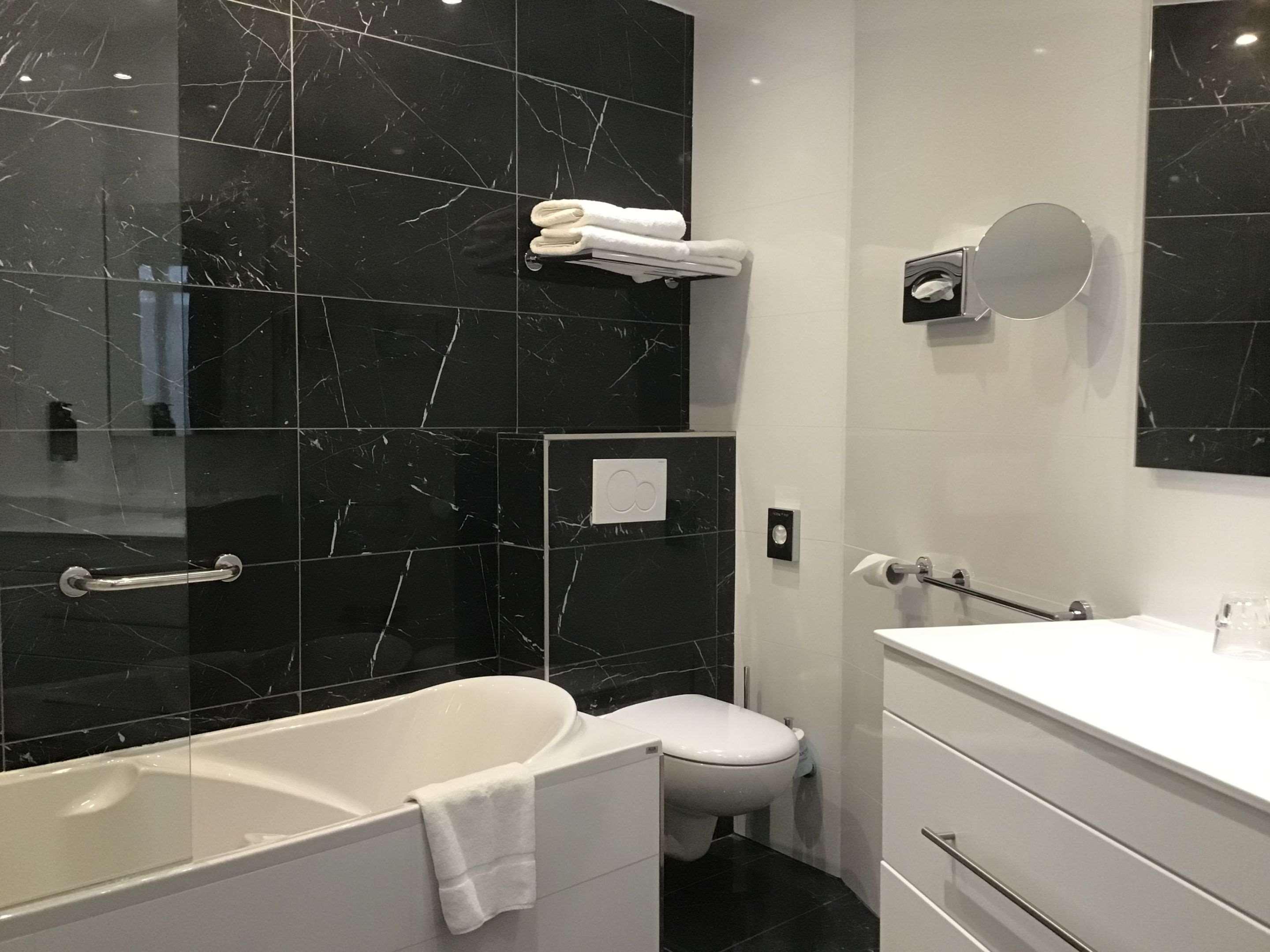 Hotel Montparnasse Saint Germain Parigi