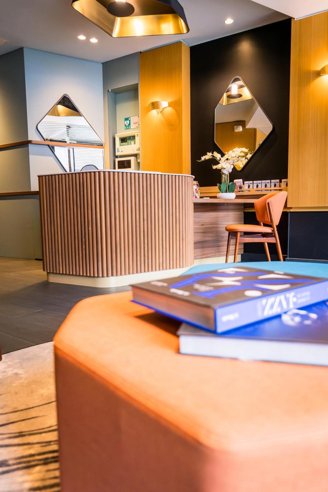 Montparnasse Saint Germain Hotel Parigi