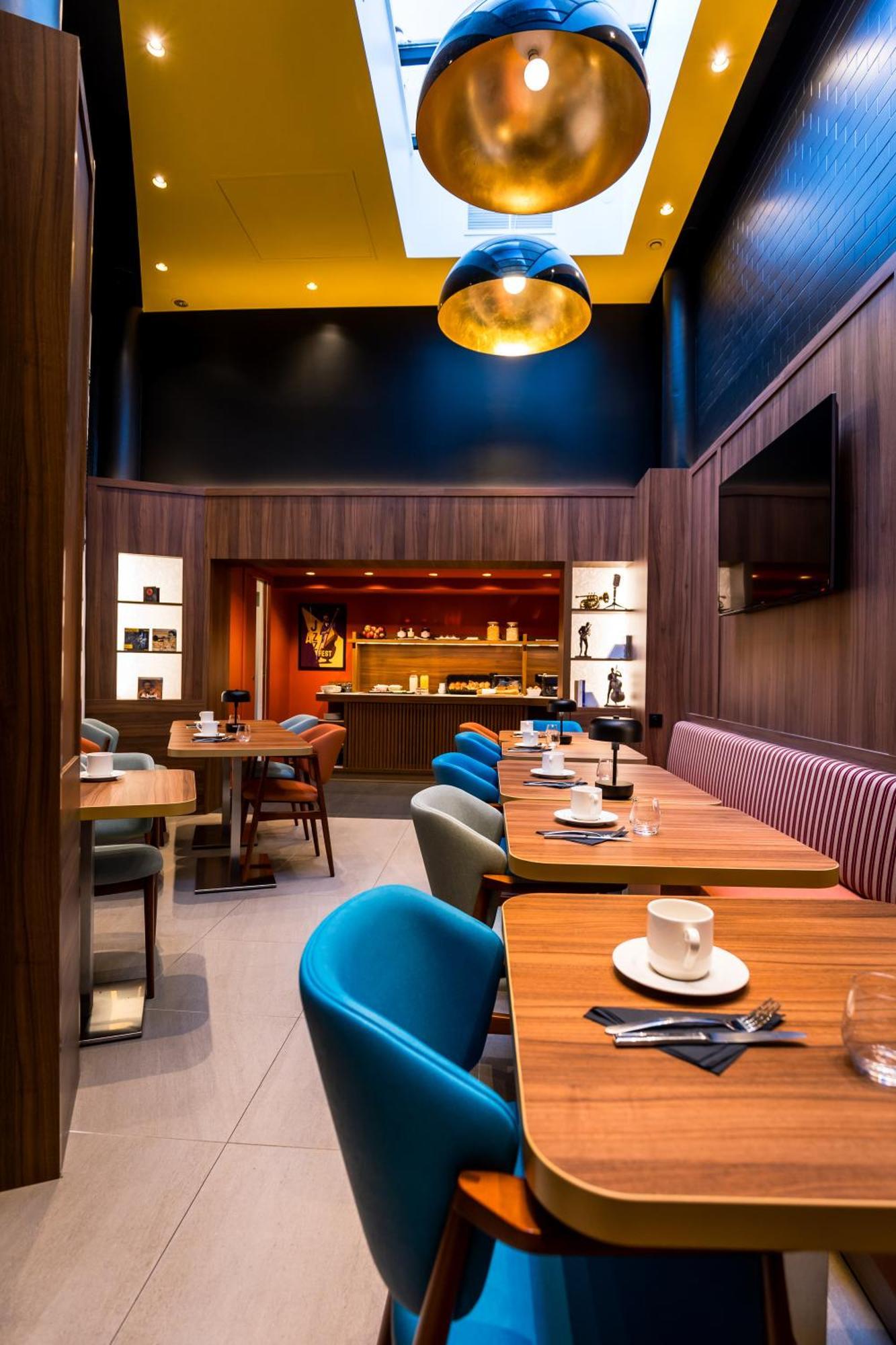 Hotel Montparnasse Saint Germain 3*