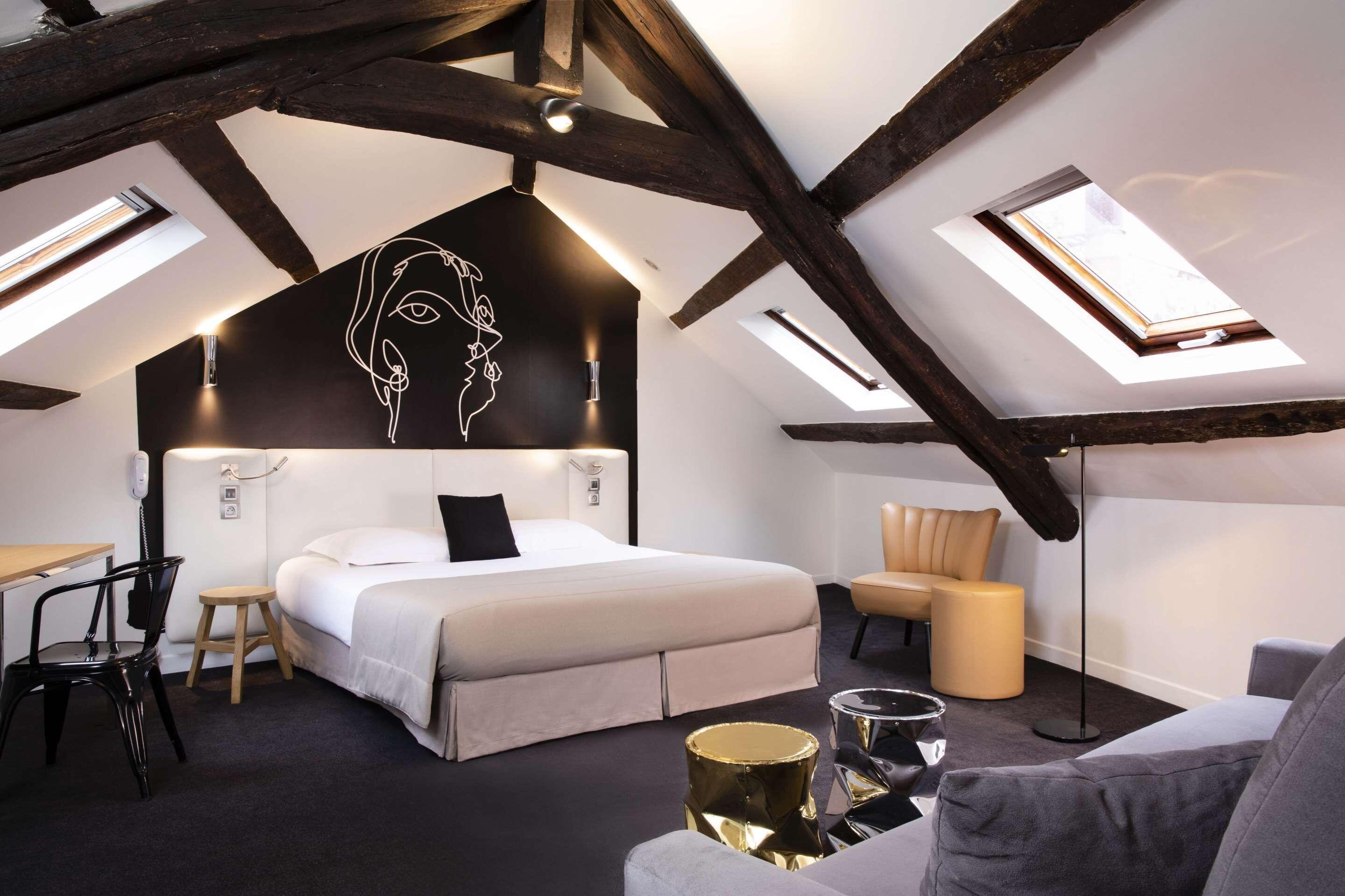 Hotel Montparnasse Saint Germain 3*