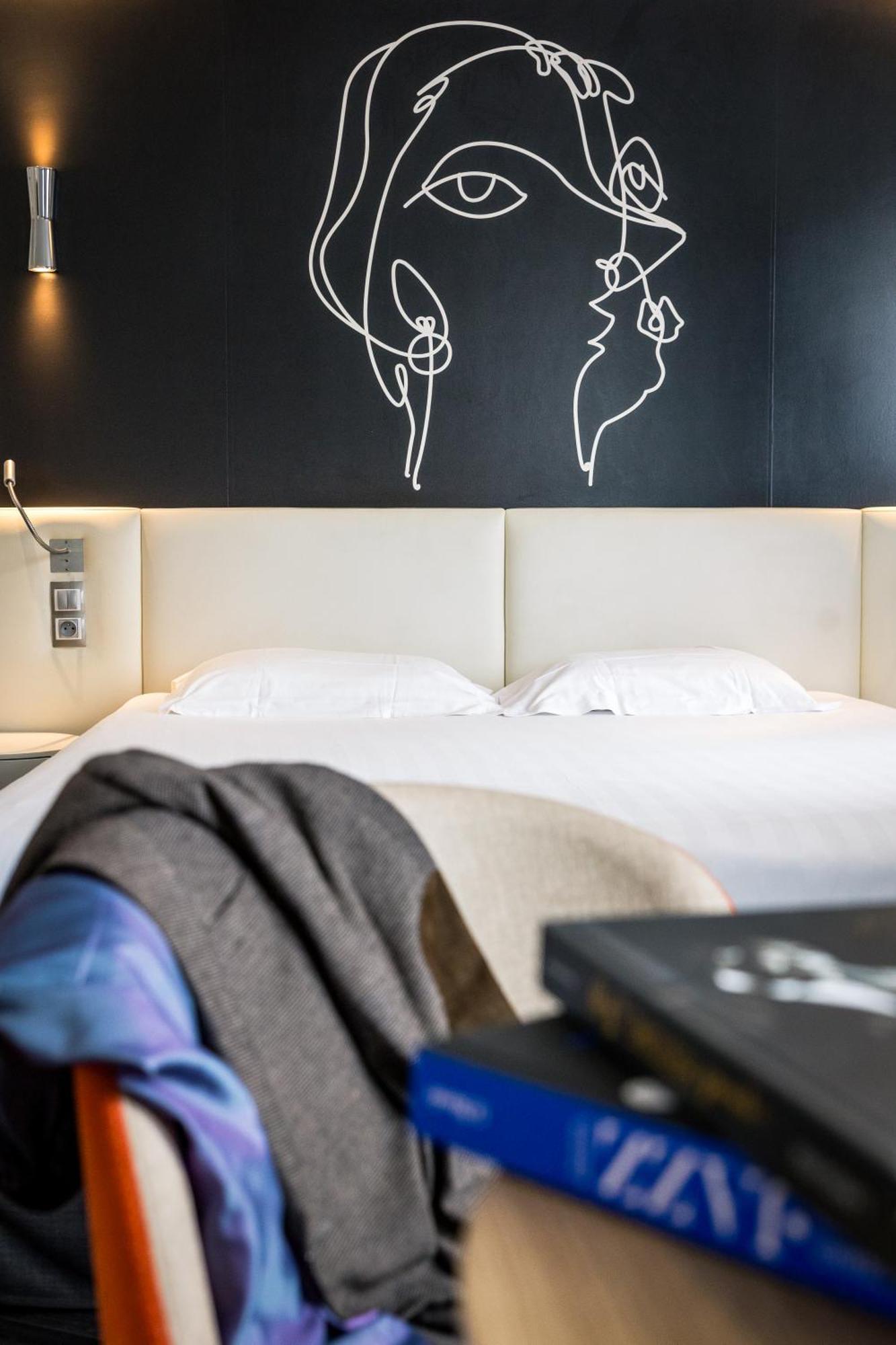 Hotel Montparnasse Saint Germain 3*